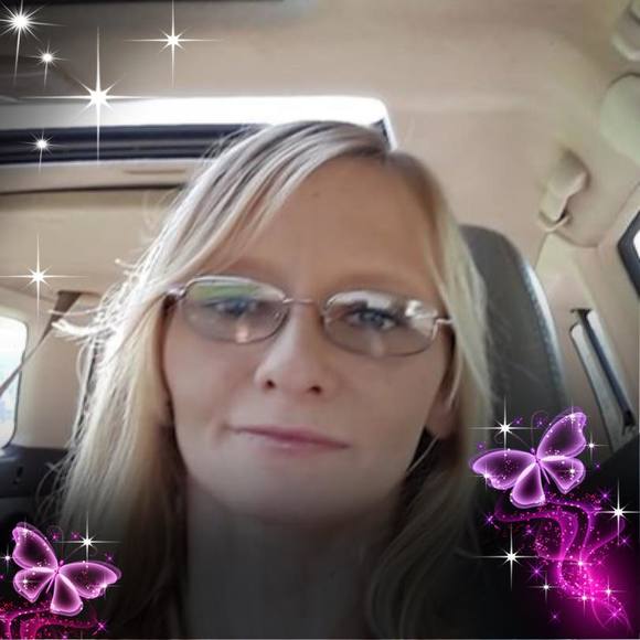 Meet your Posher, Manda - Picture 1 of 1